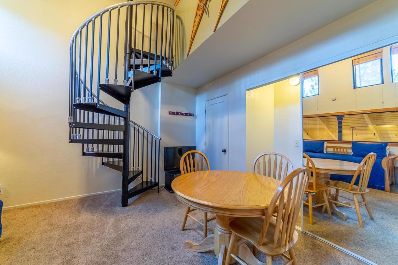 #359 - Mountain Condo, Walk To Shops With Pool, Spa, & Game