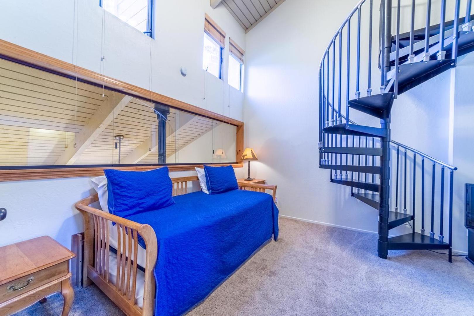 #359 - Mountain Condo, Walk To Shops With Pool, Spa, & Game