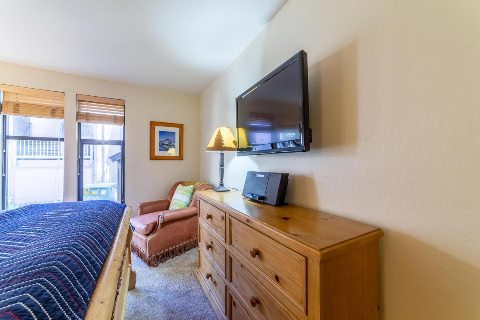 #359 - Mountain Condo, Walk To Shops With Pool, Spa, & Game